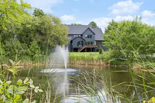 2980 Washta Bay Ct, Chanhassen, MN 55331 - Photo 7