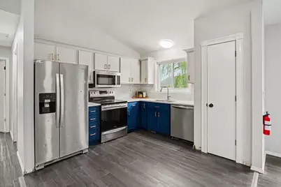 4449 W 144th Street, Savage, MN 55378 - Photo 5