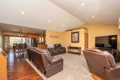 7195 County Road 10 E, Chaska, MN 55318 - Photo 7