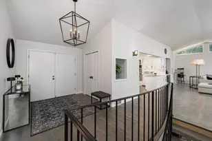 335 Pineview Ln N, Plymouth, MN 55441 - Photo 13