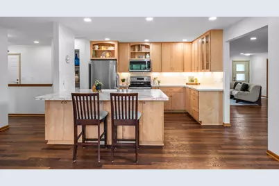 1347 Mackubin Street, Saint Paul, MN 55117 - Photo 23