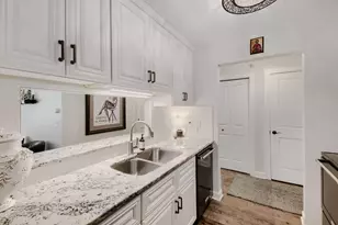 1729 6th St NE, Minneapolis, MN 55413 - Photo 5
