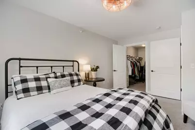 1729 6th Street NE #9, Minneapolis, MN 55413 - Photo 9