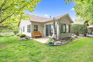 10850 Woodland Dr, Chisago City, MN 55013 - Photo 3