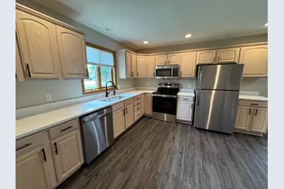 2608 10th Street SW, Willmar, MN 56201 - Photo 5