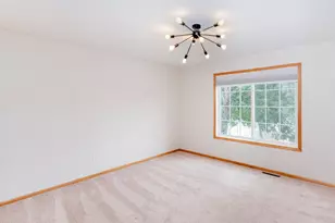 11011 Oak Grv Cir, Woodbury, MN 55129 - Photo 31