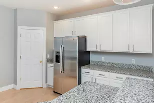 11011 Oak Grv Cir, Woodbury, MN 55129 - Photo 19