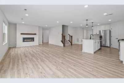 6195 Highland Hills Circle S, Cottage Grove, MN 55016 - Photo 9