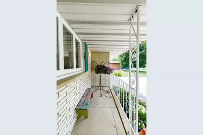 1217 Oak Street N, Fargo, ND 58102 - Photo 5
