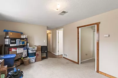4297 Evergreen Drive, Vadnais Heights, MN 55127 - Photo 33