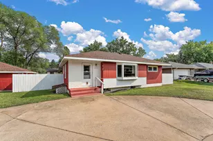 2132 Atlantic St, Maplewood, MN 55109 - Photo 5