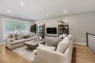 503 Highland Dr, Chanhassen, MN 55317 - Photo 9