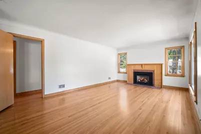 4366 Thomas Avenue N, Minneapolis, MN 55412 - Photo 7
