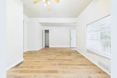 2633 Taylor Street NE, Minneapolis, MN 55418 - Photo 5