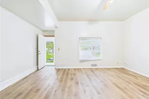 2633 Taylor Street NE, Minneapolis, MN 55418 - Photo 3