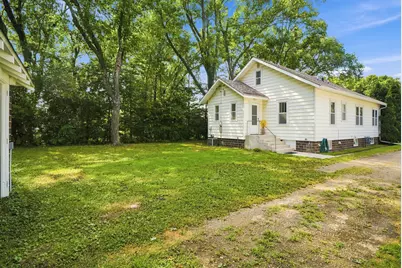 19 12th Street NE, Faribault, MN 55021 - Photo 33