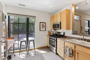 820 Emerald St, Saint Paul, MN 55114 - Photo 11