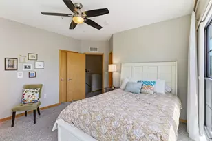 820 Emerald St, Saint Paul, MN 55114 - Photo 29