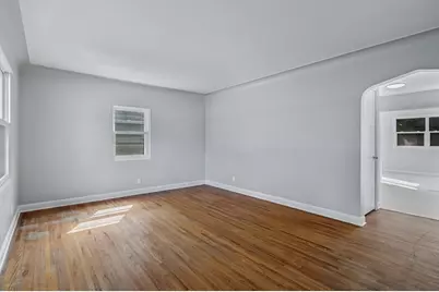 6107 Bryant Avenue N, Brooklyn Center, MN 55430 - Photo 5