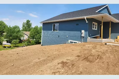 206 Blackhawk Drive, Woodville, WI 54028 - Photo 5
