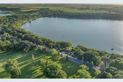 350 E Amber Lake Drive, Fairmont, MN 56031 - Photo 35