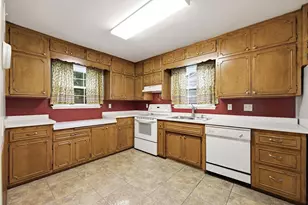 1002 10th St S, Moorhead, MN 56560 - Photo 15