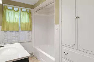 1002 10th St S, Moorhead, MN 56560 - Photo 25