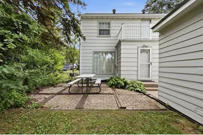 1002 10th Street S, Moorhead, MN 56560 - Photo 7
