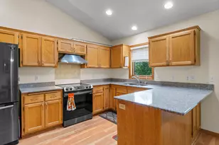 1242 Myrtle St N, Maplewood, MN 55119 - Photo 15