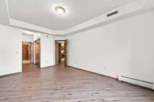 7440 Edinborough Way, Edina, MN 55435 - Photo 17