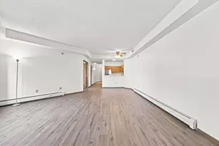 7440 Edinborough Way, Edina, MN 55435 - Photo 11