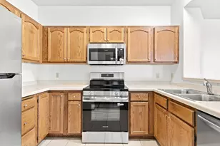 7440 Edinborough Way, Edina, MN 55435 - Photo 7