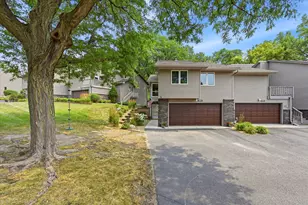 674 Dorland Rd S, Maplewood, MN 55119 - Photo 1