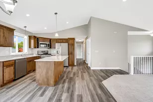 335 Cypress St, Somerset, WI 54025 - Photo 7