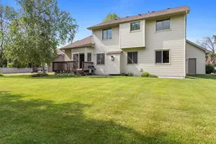 9112 Dunbar Knoll N, Brooklyn Park, MN 55443 - Photo 31