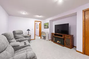 545 Crestview Ln, Owatonna, MN 55060 - Photo 23