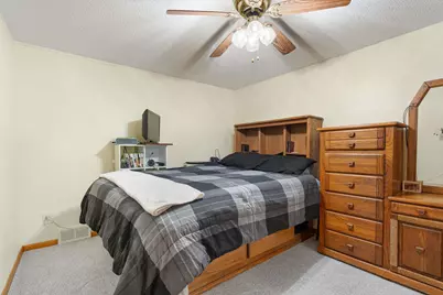 545 Crestview Lane, Owatonna, MN 55060 - Photo 29