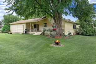 545 Crestview Ln, Owatonna, MN 55060 - Photo 3