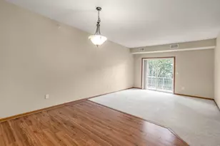 114200 Hundertmark, Chaska, MN 55318 - Photo 5