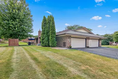 13401 Pepperwood Circle, Minnetonka, MN 55305 - Photo 23