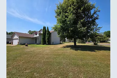 25782 Goldfinch Avenue, Wyoming, MN 55092 - Photo 5