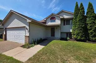 25782 Goldfinch Ave, Wyoming, MN 55092 - Photo 1