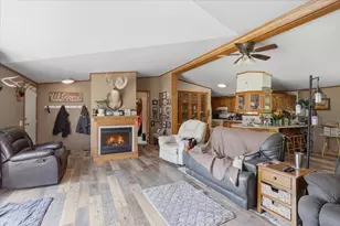 1041 220th Ave, New Richmond, WI 54017 - Photo 7