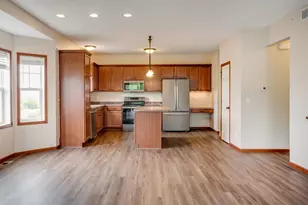 13229 Virginia Ave S, Savage, MN 55378 - Photo 5