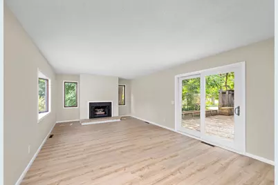 1194 Ruggles Street, Roseville, MN 55113 - Photo 13