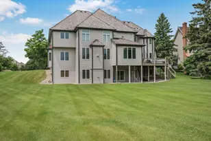 10451 White Tail Crossing, Eden Prairie, MN 55347 - Photo 5