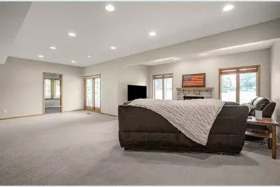 10451 White Tail Crossing, Eden Prairie, MN 55347 - Photo 39