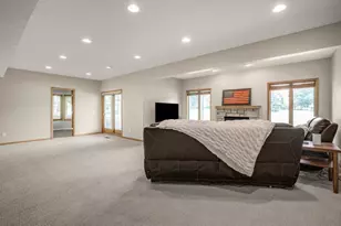 10451 White Tail Crossing, Eden Prairie, MN 55347 - Photo 39