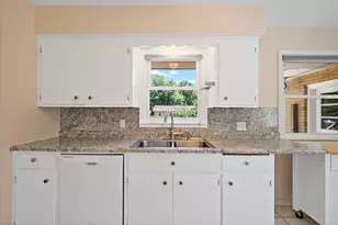 10743 Zenith Ave S, Bloomington, MN 55431 - Photo 7