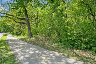 2630 Major Ave N, Golden Valley, MN 55422 - Photo 39